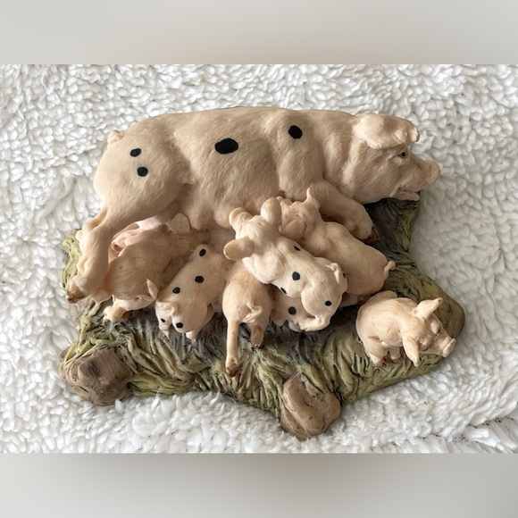 Lowell Davis Rooted Out Pig Figurine Piglets Hand Painted Scotland - Picture 2 of 11